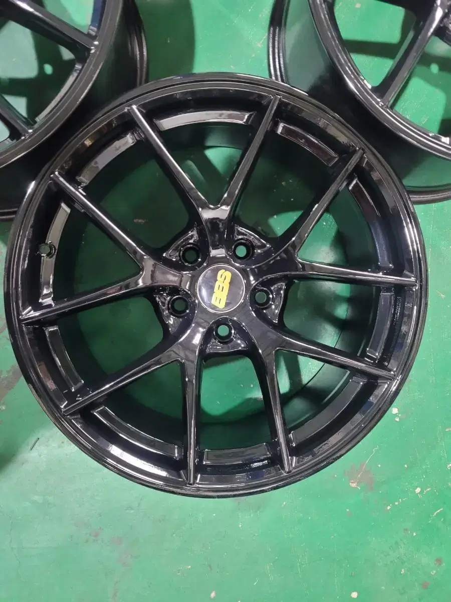 bbs cir 18인치 판매합니다.